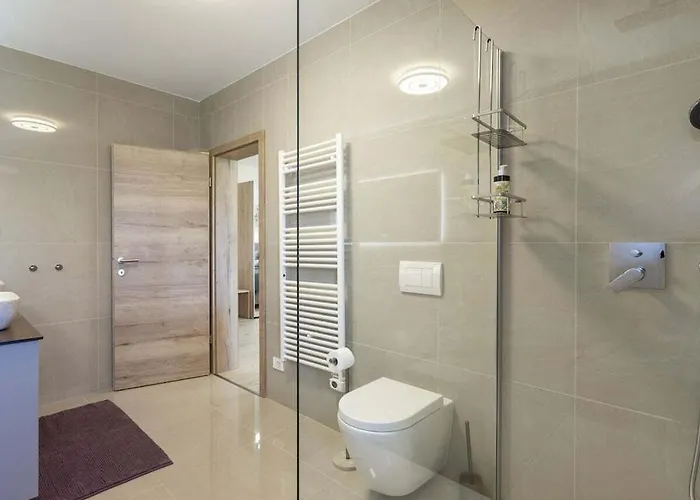 Vikendica Luxurious With Pool Barban