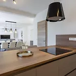 Ferienhaus Luxurious With Pool Barban